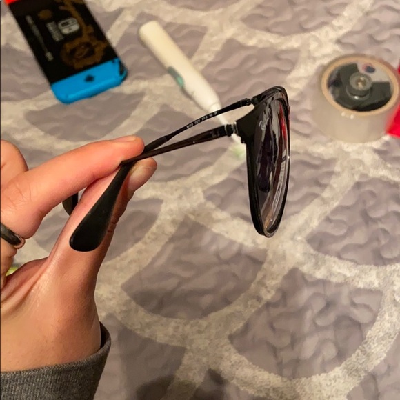 Ray Ban Sunglasses - Picture 2 of 5